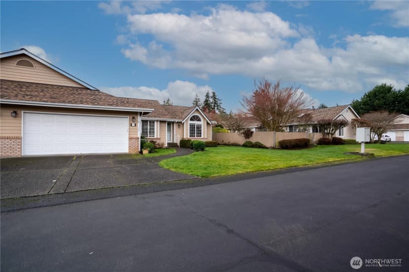 Property photo for 33 Lakewood Oaks Drive Sw, Lakewood photo 29