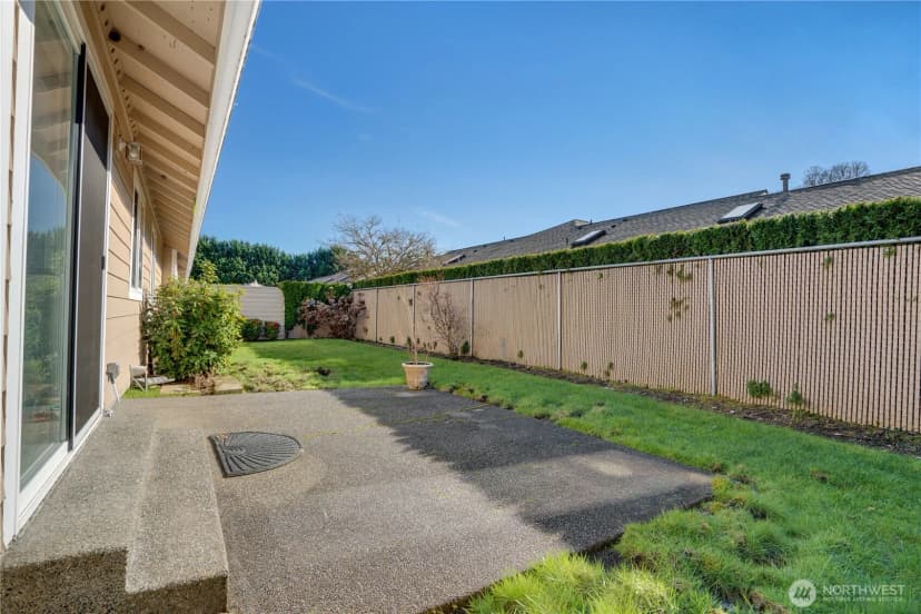 Property photo for 33 Lakewood Oaks Drive Sw, Lakewood photo 22