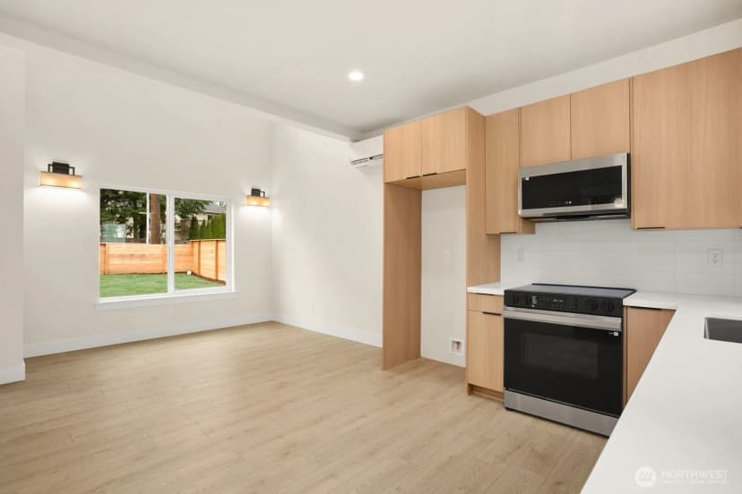 Property photo for 11916 4th Avenue Sw, Burien photo 6