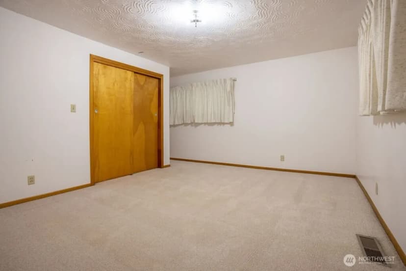 Property photo for 2209 42nd Avenue, Longview photo 8
