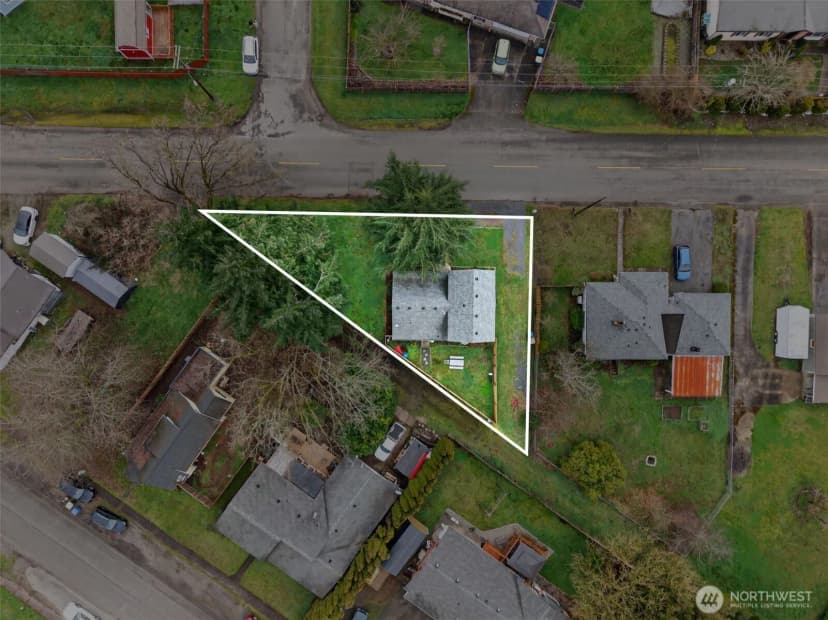 Property photo for 201 Tilley Avenue, Centralia photo 32