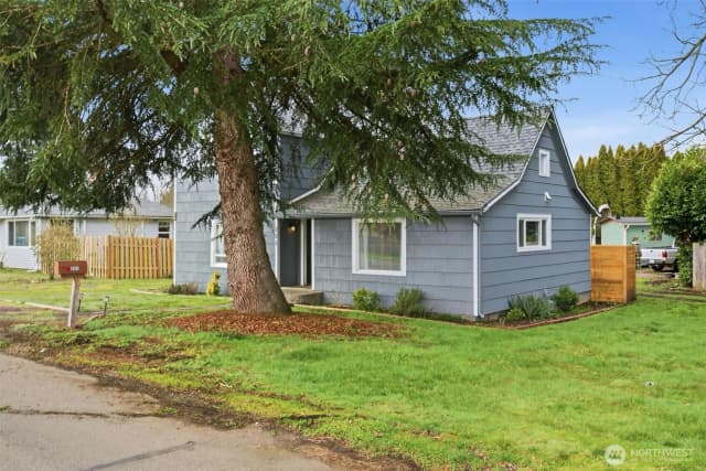 Property photo for 201 Tilley Avenue, Centralia photo 2