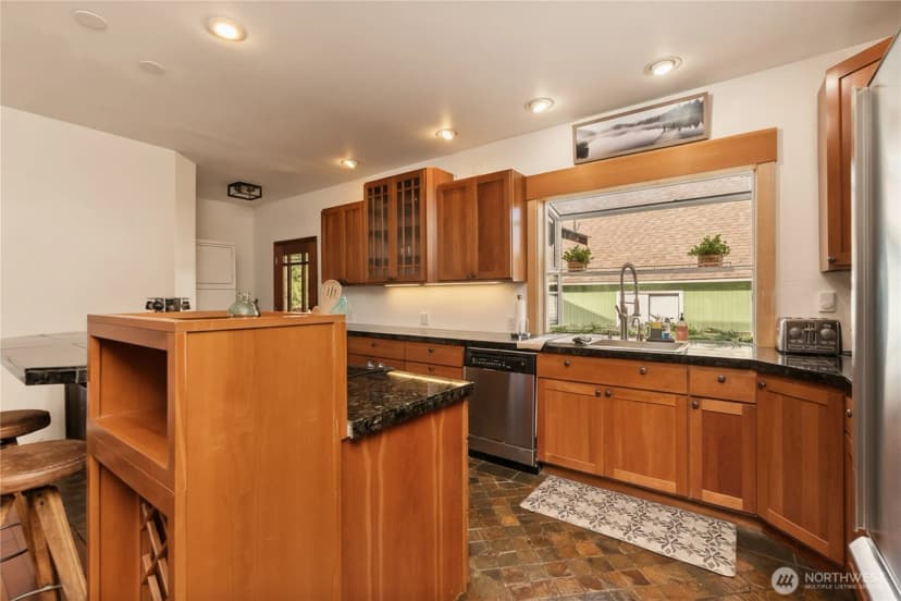 Property photo for 1112 Commercial Street, Leavenworth photo 18