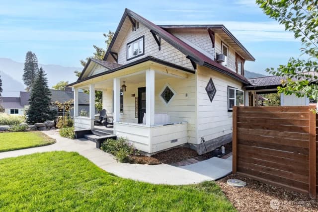 Property photo for 1112 Commercial Street, Leavenworth photo 5