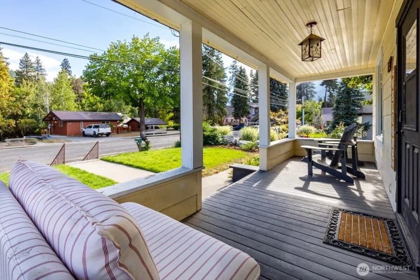 Property photo for 1112 Commercial Street, Leavenworth photo 6