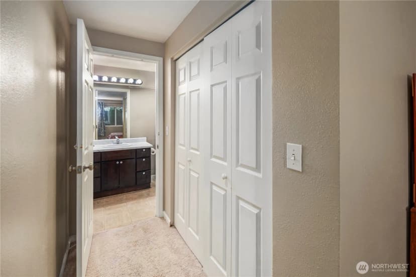 Property photo for 26339 116th Avenue Se #i-102, Kent photo 18