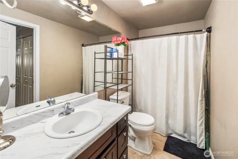 Property photo for 26339 116th Avenue Se #i-102, Kent photo 20