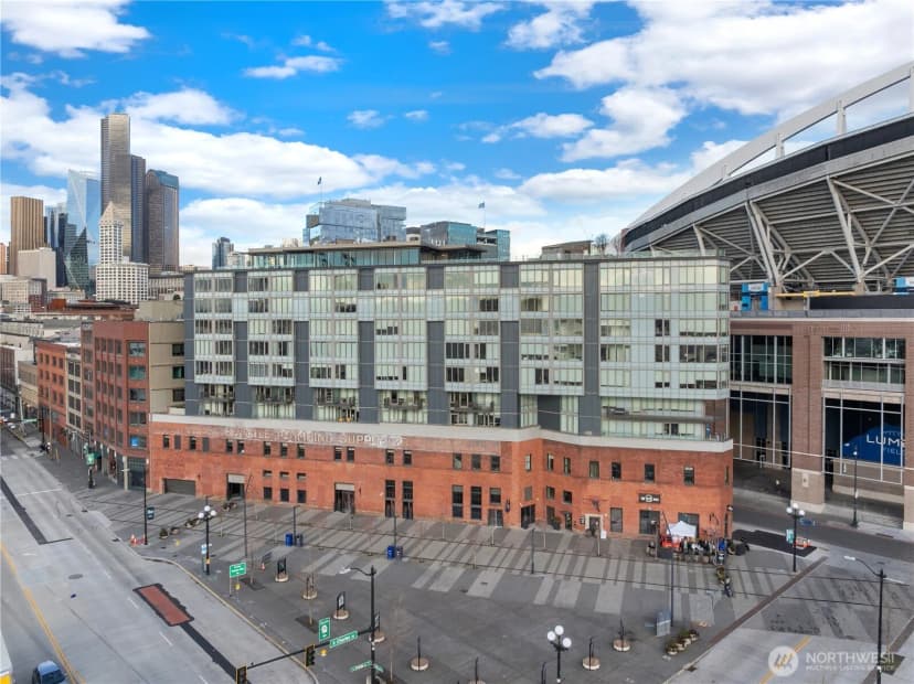 Property photo for 590 1st Avenue S #1005, Seattle photo 14