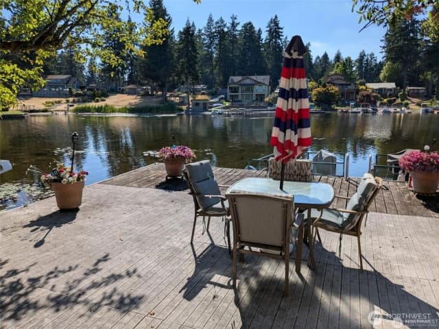 Property photo for 1111 Lake Sawyer Island, Black Diamond photo 2