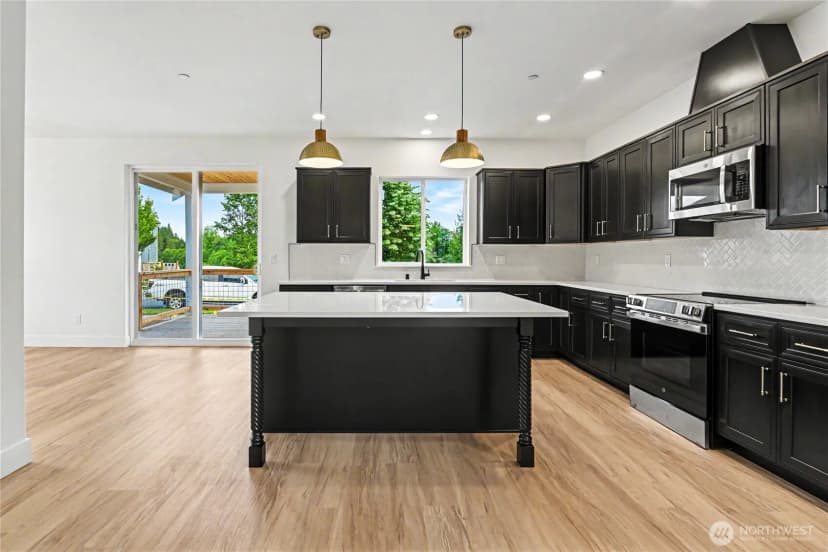 Property photo for 7651 Deschutes Heights Court Se #67, Tumwater photo 5