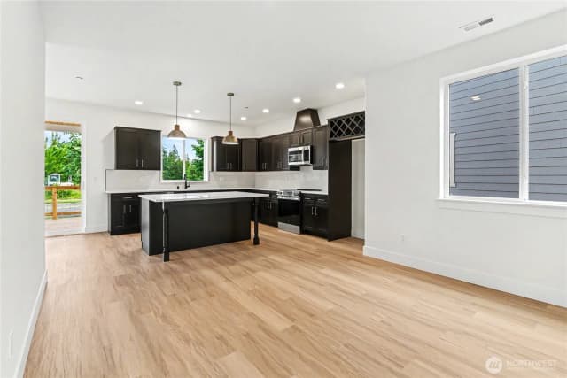 Property photo for 7651 Deschutes Heights Court Se #67, Tumwater photo 4