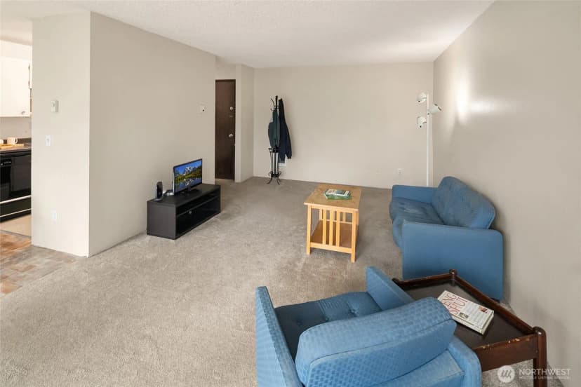 Property photo for 15156 65th Avenue S #1007, Tukwila photo 3