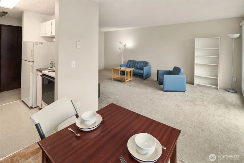 Property photo for 15156 65th Avenue S #1007, Tukwila photo 4