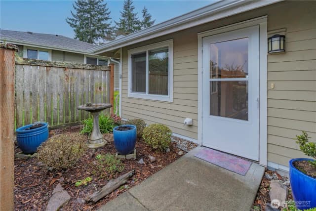 Property photo for 5702 N 33rd #3a, Tacoma photo 2