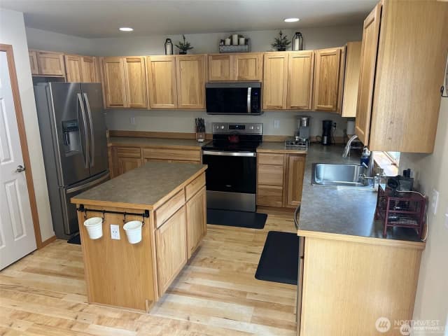 Property photo for 1016 Denny Avenue, Cle Elum photo 3
