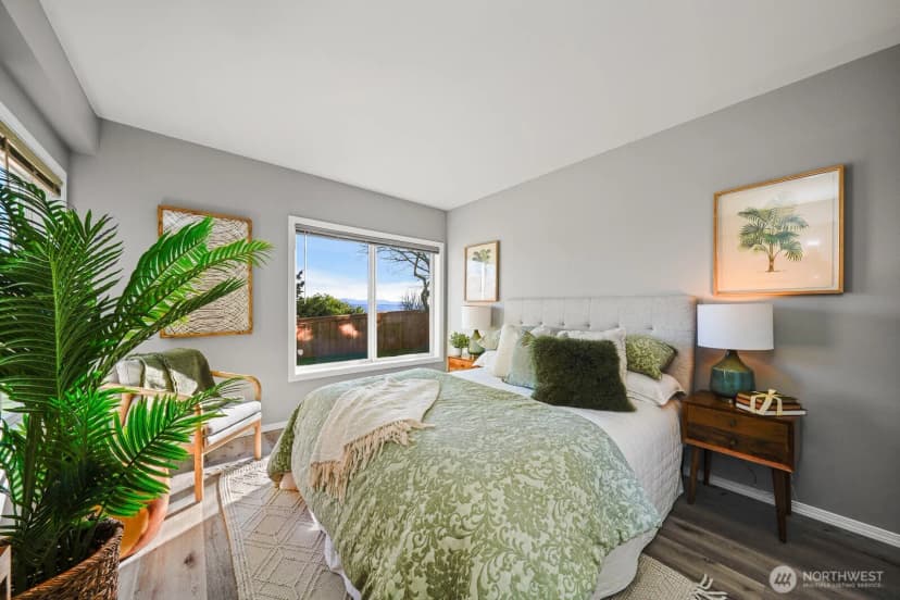 Property photo for 1354 32nd Avenue S, Seattle photo 14