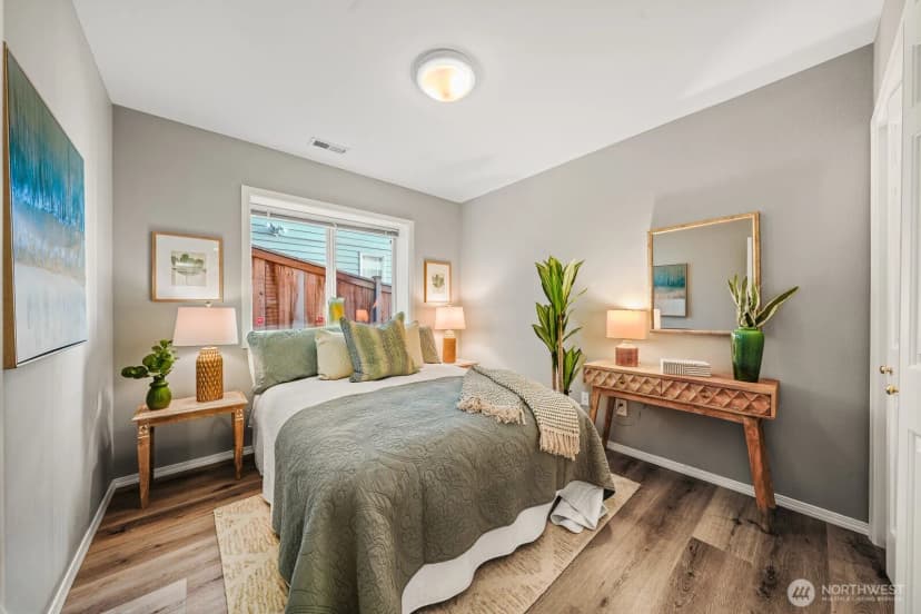 Property photo for 1354 32nd Avenue S, Seattle photo 15
