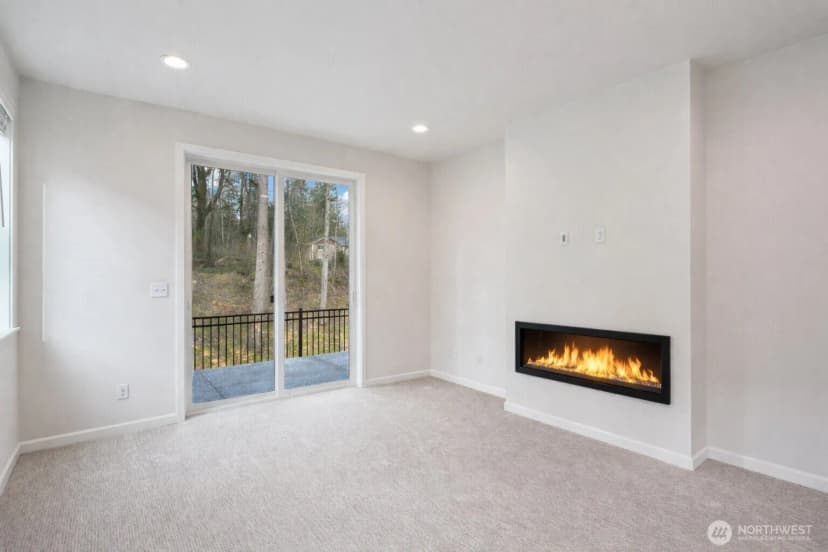 Property photo for 1303 60th Avenue Ne, Tacoma photo 13