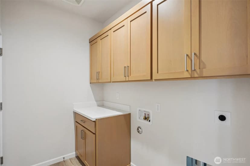Property photo for 1303 60th Avenue Ne, Tacoma photo 24