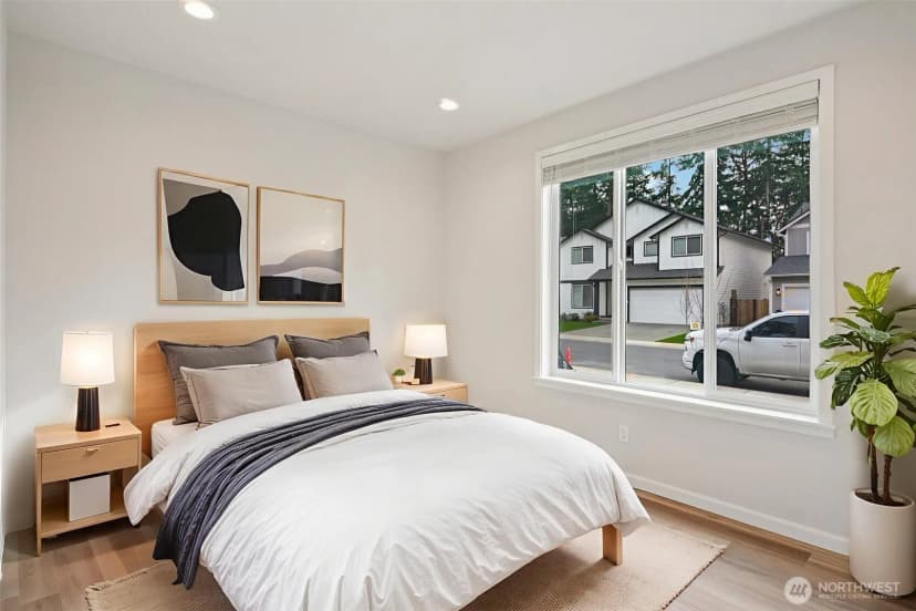 Property photo for 1303 60th Avenue Ne, Tacoma photo 19