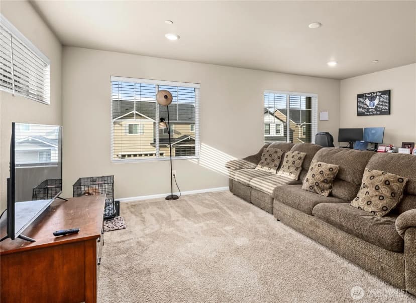 Property photo for 4389 Acacia Lane Se, Port Orchard photo 33