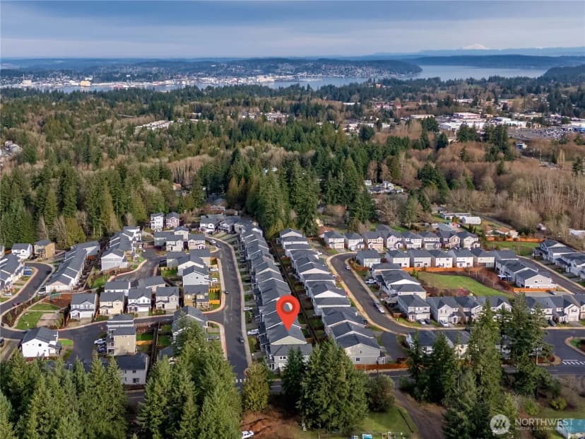 Property photo for 4389 Acacia Lane Se, Port Orchard photo 3