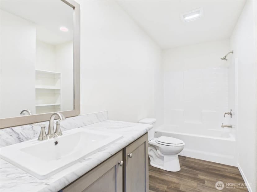 Property photo for 401 2nd Street Sw, Rock Island photo 9