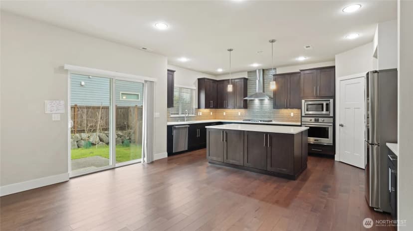 Property photo for 21417 43rd Drive Se #19, Bothell photo 10