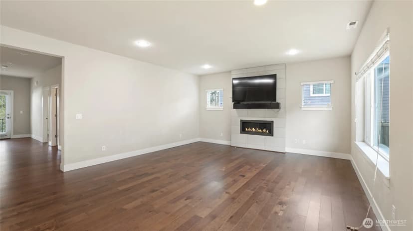 Property photo for 21417 43rd Drive Se #19, Bothell photo 4