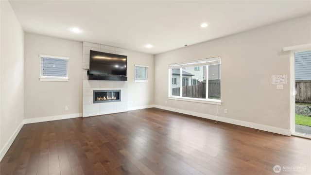 Property photo for 21417 43rd Drive Se #19, Bothell photo 3