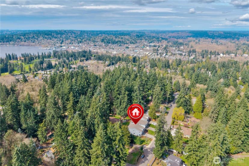 Property photo for 16005 74th Avenue Ne, Kenmore photo 39
