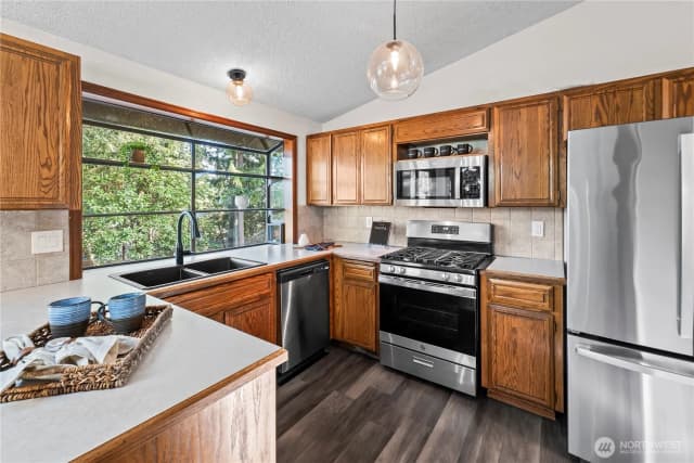 Property photo for 5701 68th Avenue Ct W, University Place photo 5