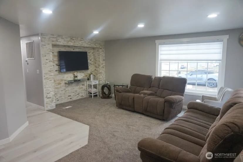 Property photo for 35 W Hampton Road, Hatton photo 6