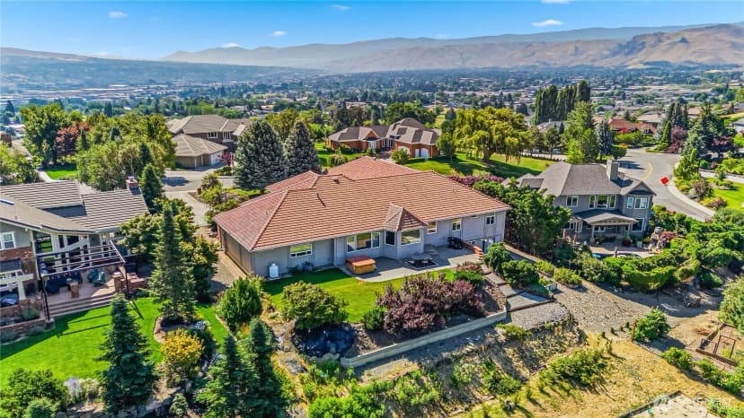 Property photo for 2008 Broadview North, Wenatchee