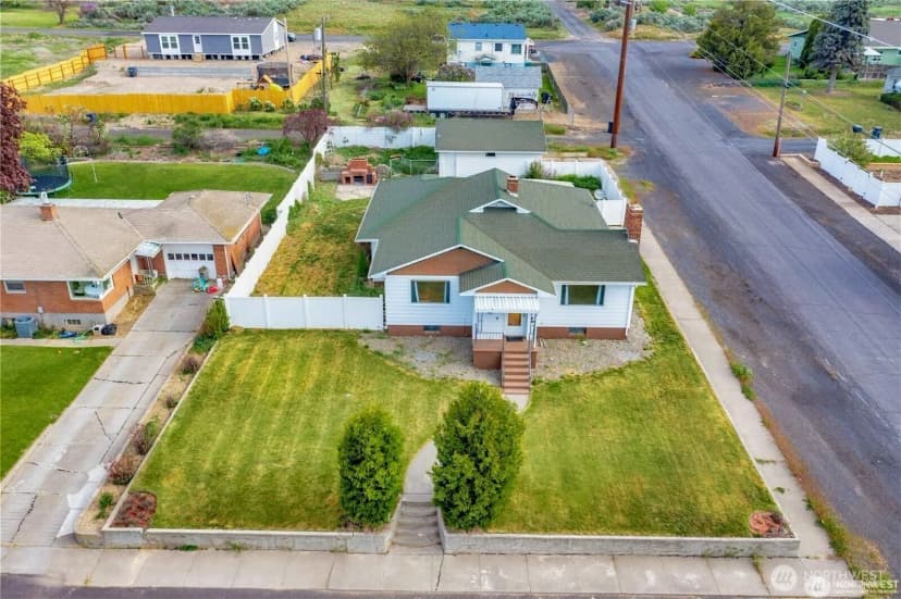 Property photo for 113 E 6th St, Lind photo 29