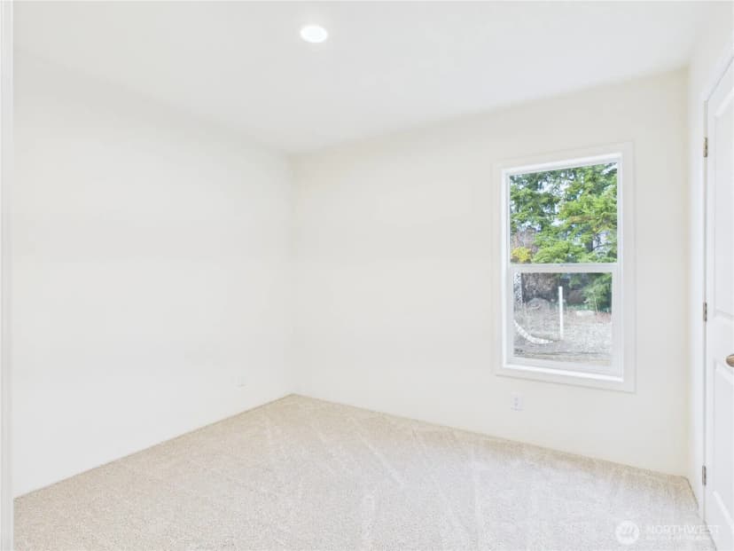 Property photo for 403 2nd Street Sw, Rock Island photo 8