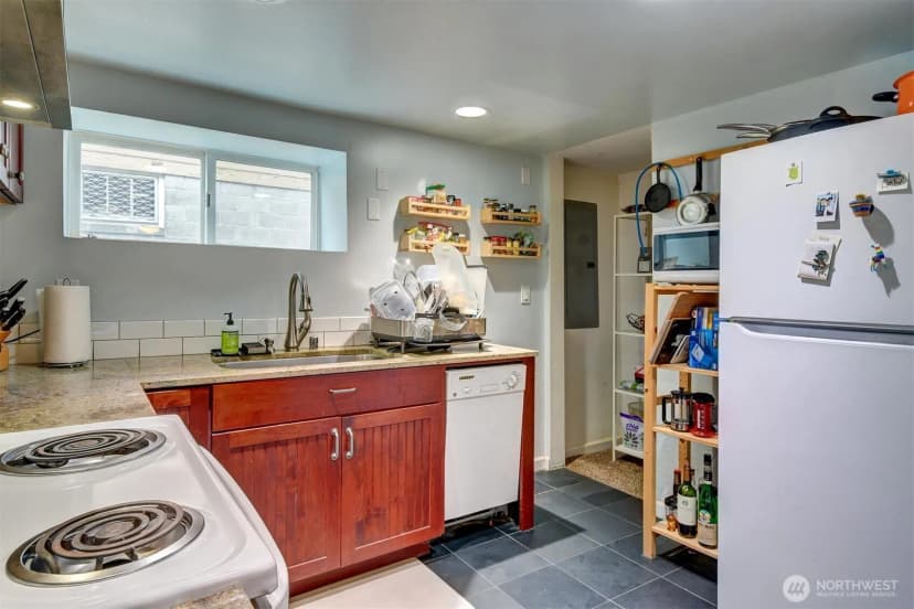 Property photo for 2608 S Grand Street, Seattle photo 27