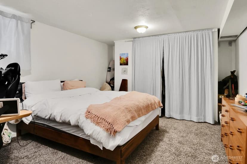 Property photo for 2608 S Grand Street, Seattle photo 30