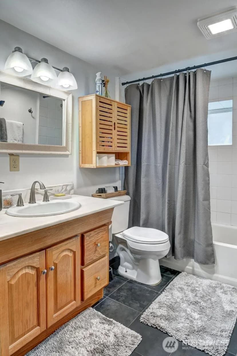 Property photo for 2608 S Grand Street, Seattle photo 32
