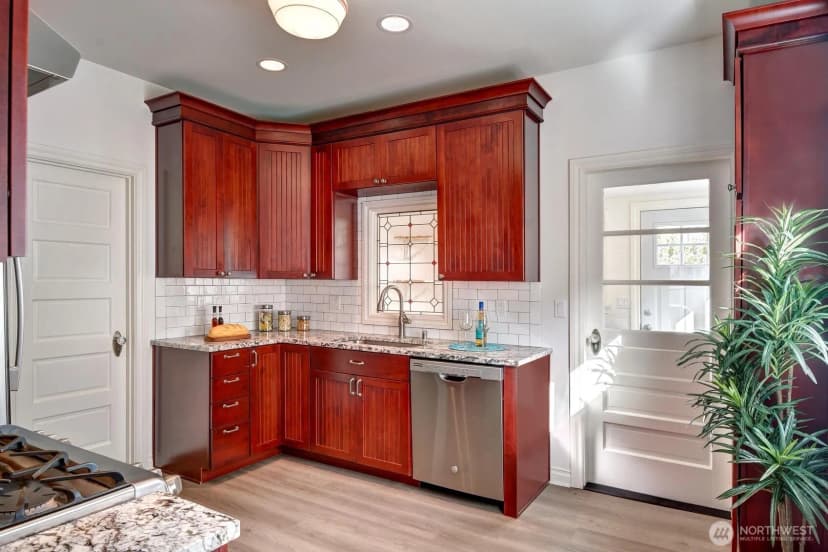Property photo for 2608 S Grand Street, Seattle photo 12