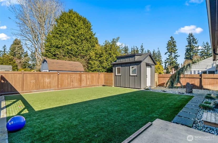 Property photo for 9619 224th Street Sw, Edmonds photo 30
