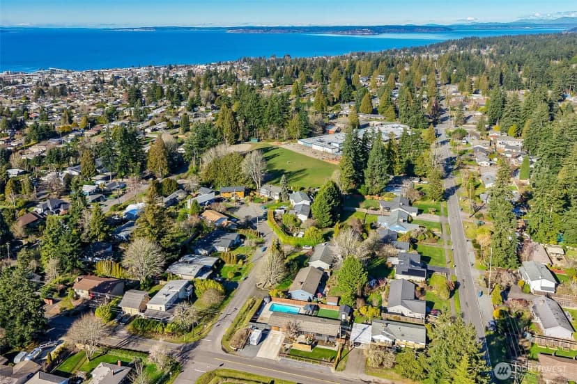 Property photo for 9619 224th Street Sw, Edmonds photo 34