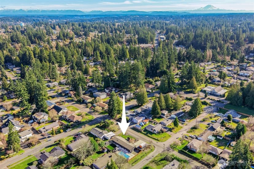 Property photo for 9619 224th Street Sw, Edmonds photo 37