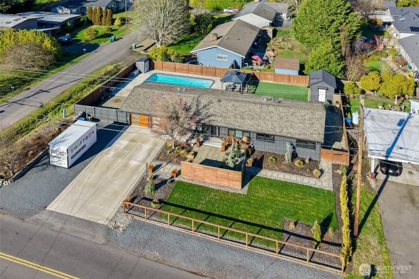 Property photo for 9619 224th Street Sw, Edmonds photo 32