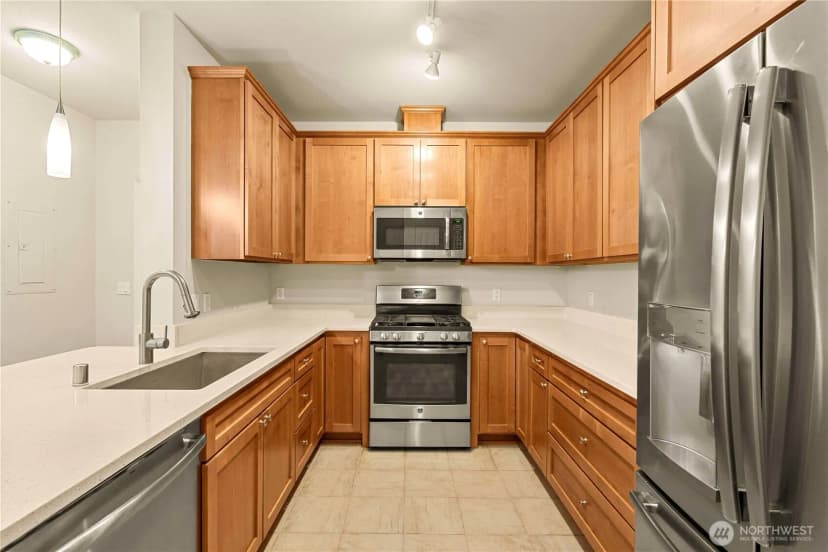 Property photo for 6800 132nd Place Se #w104, Newcastle photo 8