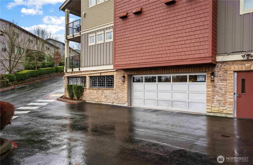 Property photo for 6800 132nd Place Se #w104, Newcastle photo 22