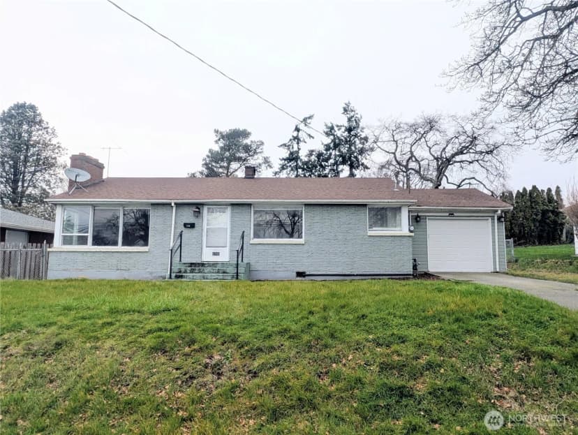 Property photo for 1740 Se 6th Street, Oak Harbor photo 21