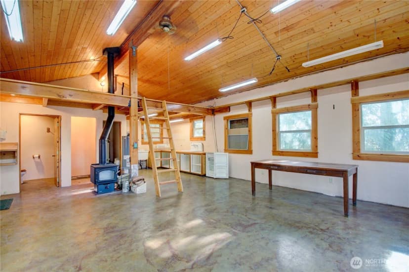 Property photo for 46824 Everett Lake Rd, Concrete photo 20