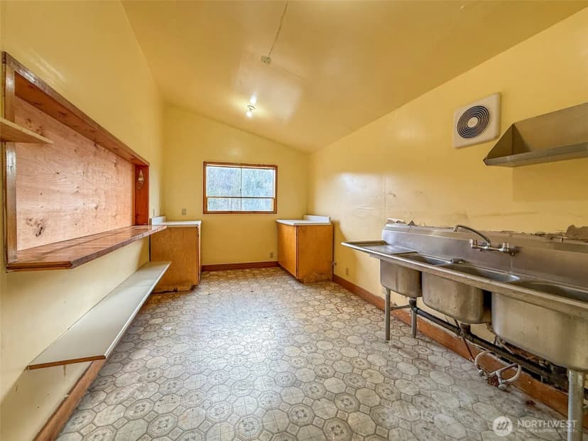 Property photo for 105 Short Road, Morton photo 27