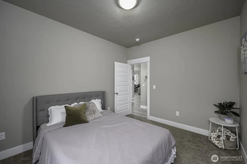 Property photo for 915 P Street Sw, Quincy photo 6